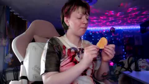 Snapshot of nerdy_squirty chatting on 07/01/26, 07:32 NerdySquirty online show from 07/01/26, 07:32