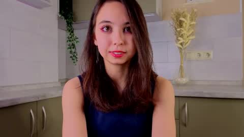 Snapshot of nerixalvire chatting on 05/17/26, 03:08 Emily online show from 05/17/26, 03:08