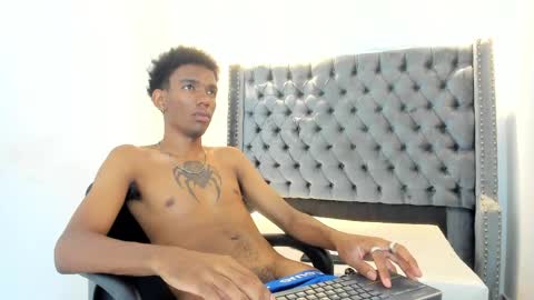 Snapshot of nero_reyd chatting on 06/09/26, 07:14 Nero online show from 06/09/26, 07:14