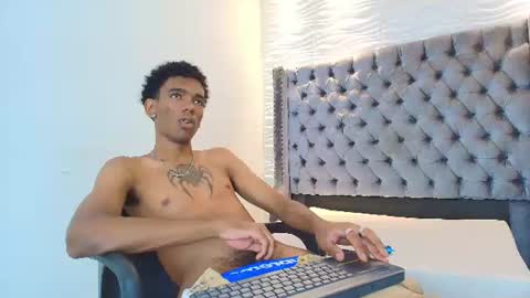 Snapshot of nero_reyd chatting on 07/06/26, 07:16 Nero online show from 07/06/26, 07:16