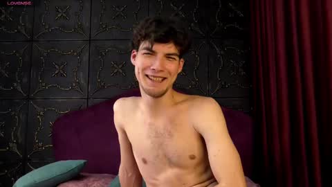 Snapshot of neroknox chatting on 03/03/25, 12:15 NeroKnox online show from 03/03/25, 12:15