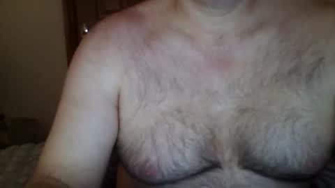 Snapshot of neroman37 chatting on 11/10/25, 10:42 neroman37 online show from 11/10/25, 10:42