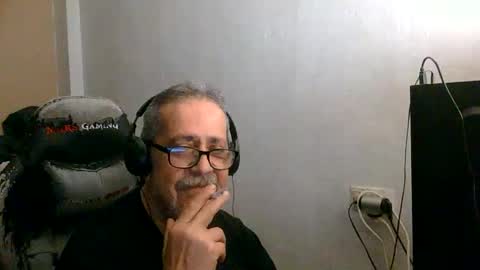 Snapshot of neron401 chatting on 05/07/26, 03:12 neron401 online show from 05/07/26, 03:12