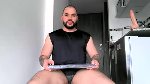 neron XXL online show from 11/19/25, 05:02