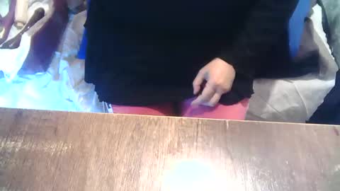 neslihan online show from 02/03/25, 11:47