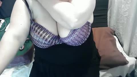 neslihan online show from 02/14/25, 05:19