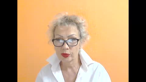 NessyJenixs online show from 09/22/25, 05:04