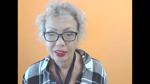 NessyJenixs online show from 09/27/25, 08:52
