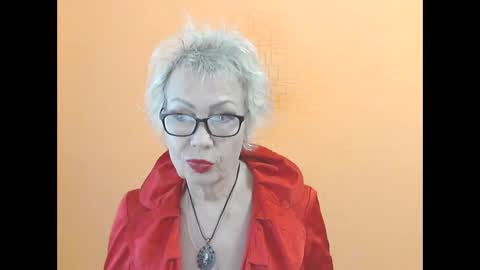 NessyJenixs online show from 10/18/25, 07:20