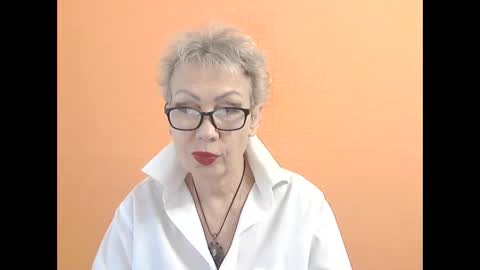 NessyJenixs online show from 11/16/25, 08:53