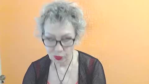 NessyJenixs online show from 03/31/26, 07:42