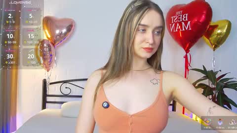 Snapshot of nestygrey chatting on 02/13/25, 03:03 Nesty online show from 02/13/25, 03:03