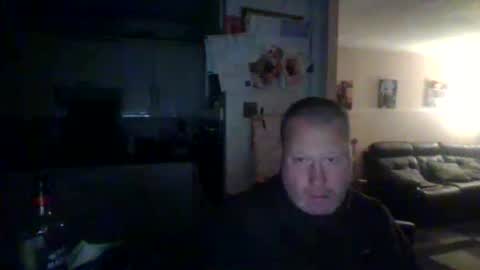 Snapshot of nesuk chatting on 11/23/25, 10:53 nesuk online show from 11/23/25, 10:53