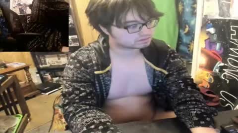 Snapshot of neubatman chatting on 10/30/25, 09:22 Neu online show from 10/30/25, 09:22