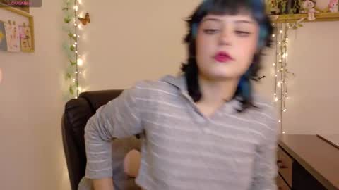 Snapshot of neurotic_witch chatting on 12/19/25, 05:47 Mar online show from 12/19/25, 05:47