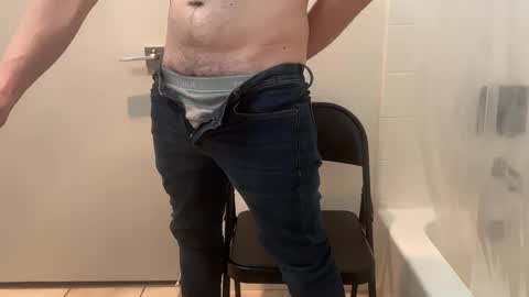Snapshot of neverbeenhornyb4 chatting on 03/18/26, 01:42 neverbeenhornyb4 online show from 03/18/26, 01:42
