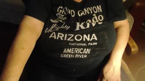 Lilly  online show from 10/11/25, 03:06