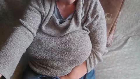 Lilly  online show from 01/12/26, 12:21