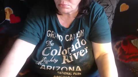 Snapshot of new_milf chatting on 06/19/26, 03:11 Lilly online show from 06/19/26, 03:11