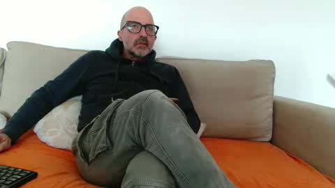 simi online show from 01/14/26, 12:44