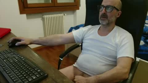 simi online show from 03/27/26, 08:52