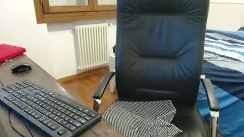 simi online show from 04/01/26, 07:22