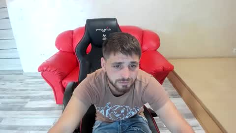 Snapshot of newboy69_ chatting on 09/13/25, 08:36 newboy69_ online show from 09/13/25, 08:36