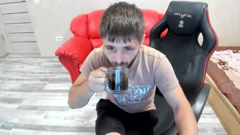 Snapshot of newboy69_ chatting on 09/24/25, 08:56 newboy69_ online show from 09/24/25, 08:56