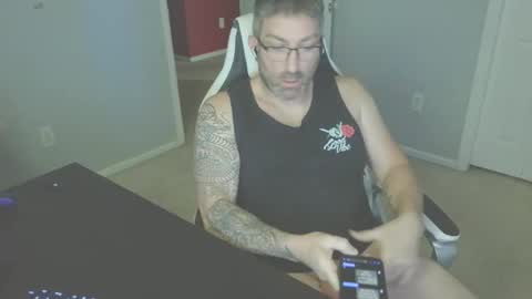 newevo online show from 06/03/26, 10:04