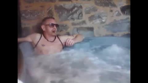 newfun11 online show from 12/22/24, 08:14