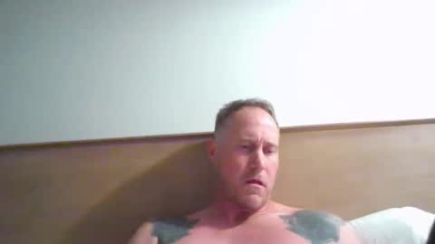 Snapshot of newportman1030 chatting on 12/14/24, 03:07 amandandhisgirl online show from 12/14/24, 03:07