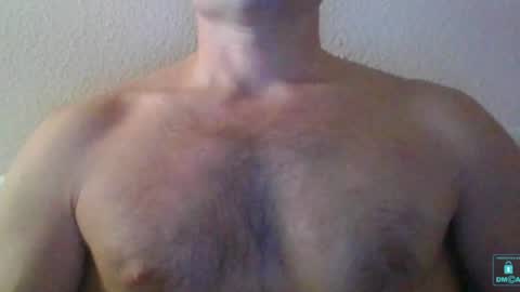 Snapshot of newtyguy90 chatting on 01/03/25, 11:35 newtyguy90 online show from 01/03/25, 11:35