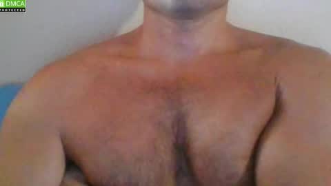 Snapshot of newtyguy90 chatting on 09/21/25, 06:59 newtyguy90 online show from 09/21/25, 06:59