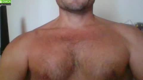 Snapshot of newtyguy90 chatting on 11/05/25, 10:59 newtyguy90 online show from 11/05/25, 10:59