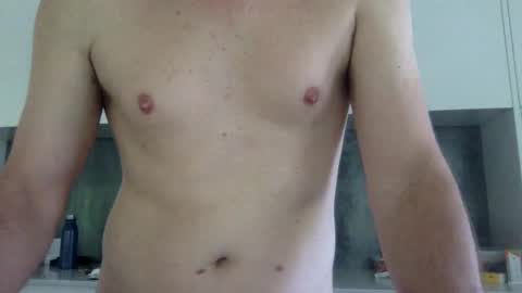 Snapshot of newysub75 chatting on 12/02/24, 12:52 newysub75 online show from 12/02/24, 12:52