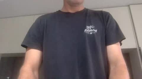 Snapshot of newysub75 chatting on 01/08/25, 04:44 newysub75 online show from 01/08/25, 04:44