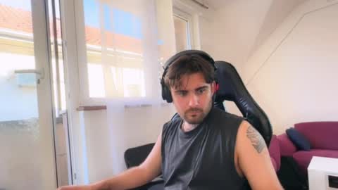 newzac online show from 06/08/26, 04:40