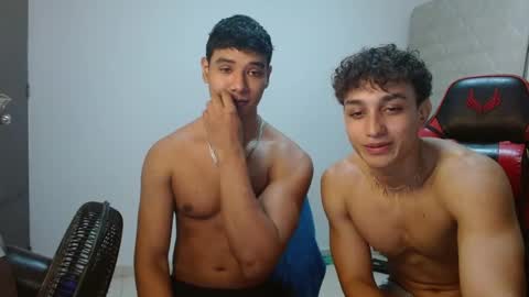 Snapshot of ney_quiroz chatting on 10/15/25, 06:46 ney hotman online show from 10/15/25, 06:46