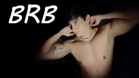 Snapshot of neythan__blaze chatting on 06/11/26, 12:32 online show from 06/11/26, 12:32