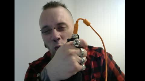 Snapshot of nezvers chatting on 03/01/25, 03:21 YouPick online show from 03/01/25, 03:21