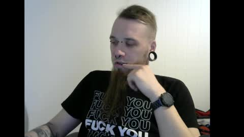 Snapshot of nezvers chatting on 03/05/25, 09:37 YouPick online show from 03/05/25, 09:37