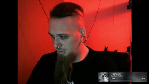 Snapshot of nezvers chatting on 11/08/25, 11:47 YouPick online show from 11/08/25, 11:47