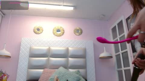 Snapshot of nezzukoo chatting on 05/14/26, 07:31 nezzukoo online show from 05/14/26, 07:31