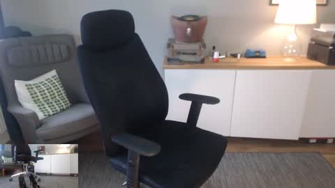 Alia Sparkles online show from 02/21/25, 08:18