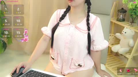 nhatlinhnguyen online show from 05/30/26, 08:22