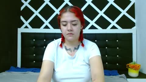 Estefani  online show from 12/17/24, 02:44