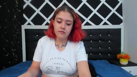 Estefani  online show from 02/19/25, 02:55