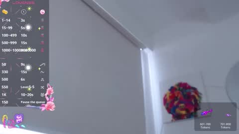 Mia online show from 04/18/26, 09:15