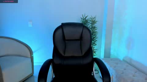 Nia  online show from 03/21/26, 12:15