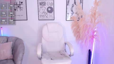 Nia online show from 10/22/25, 01:00